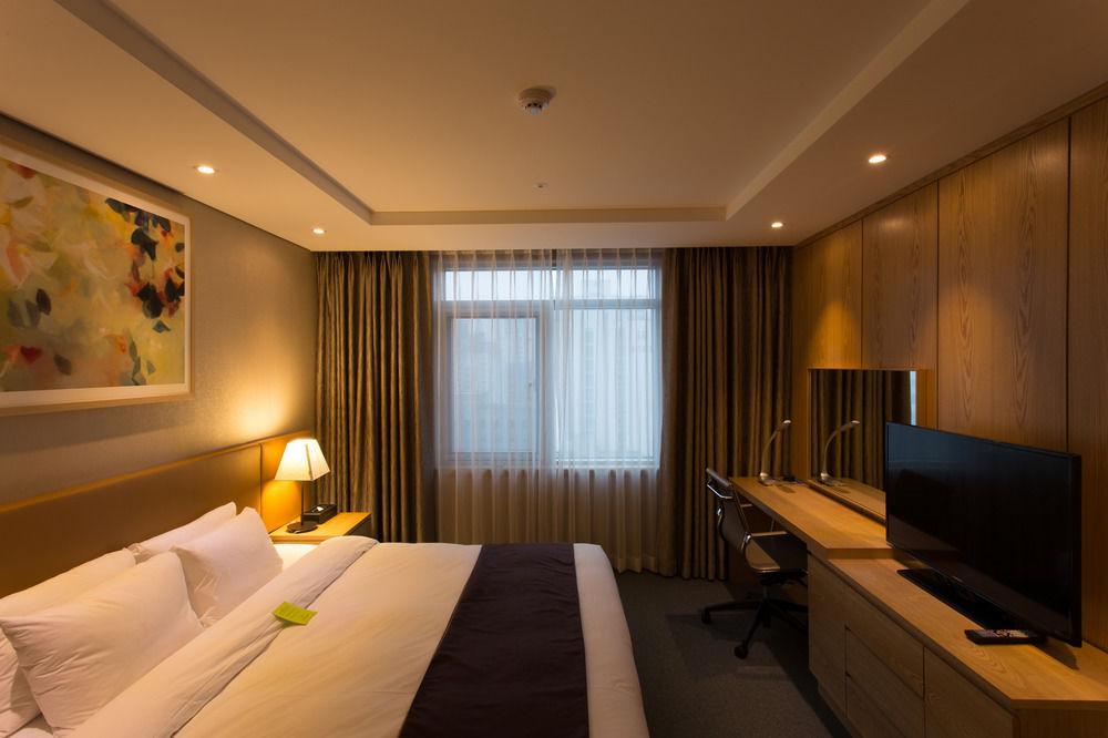 Central Plaza Hotel - Incheon Cityhall Bagian luar foto