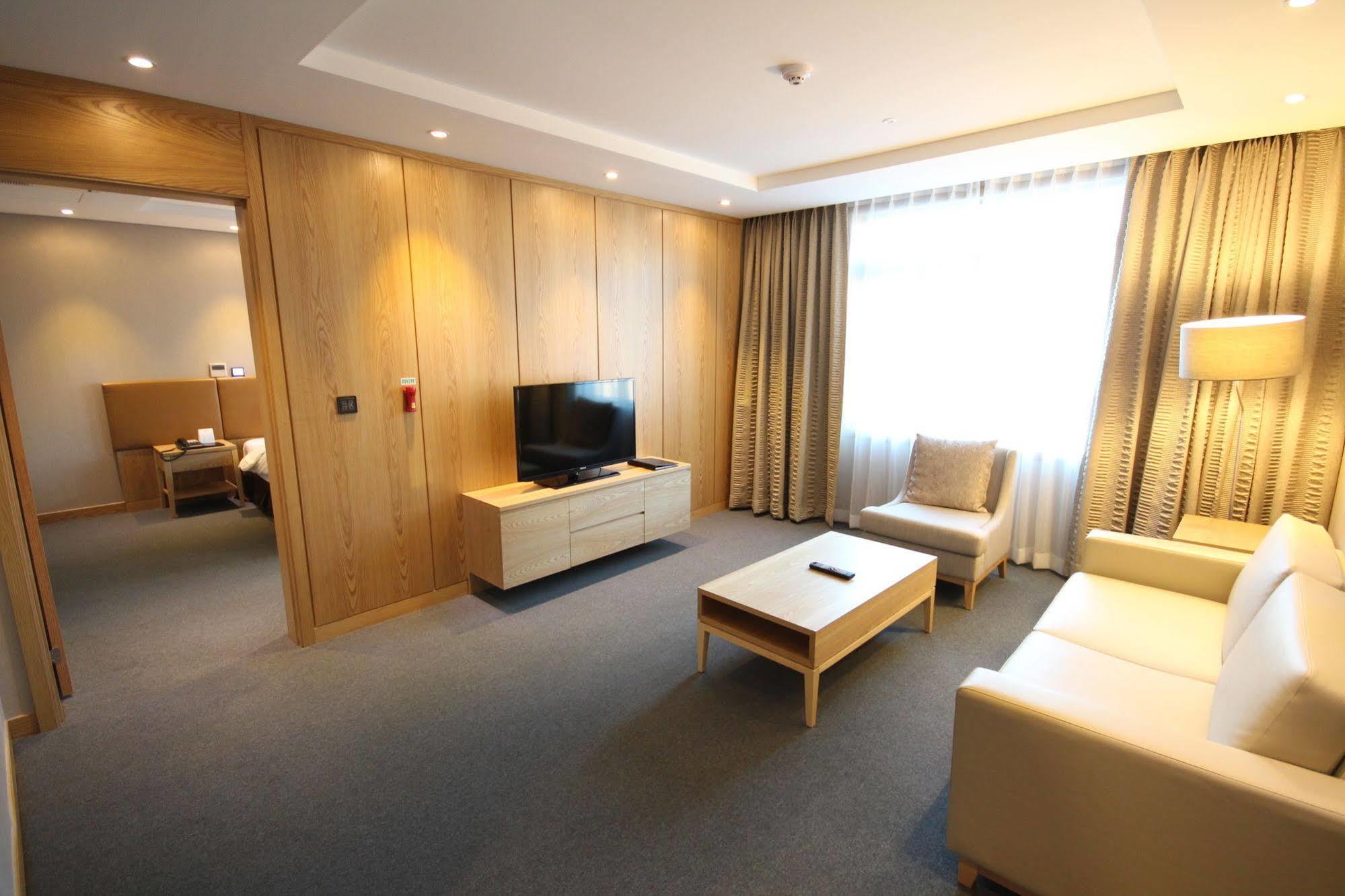 Central Plaza Hotel - Incheon Cityhall Bagian luar foto